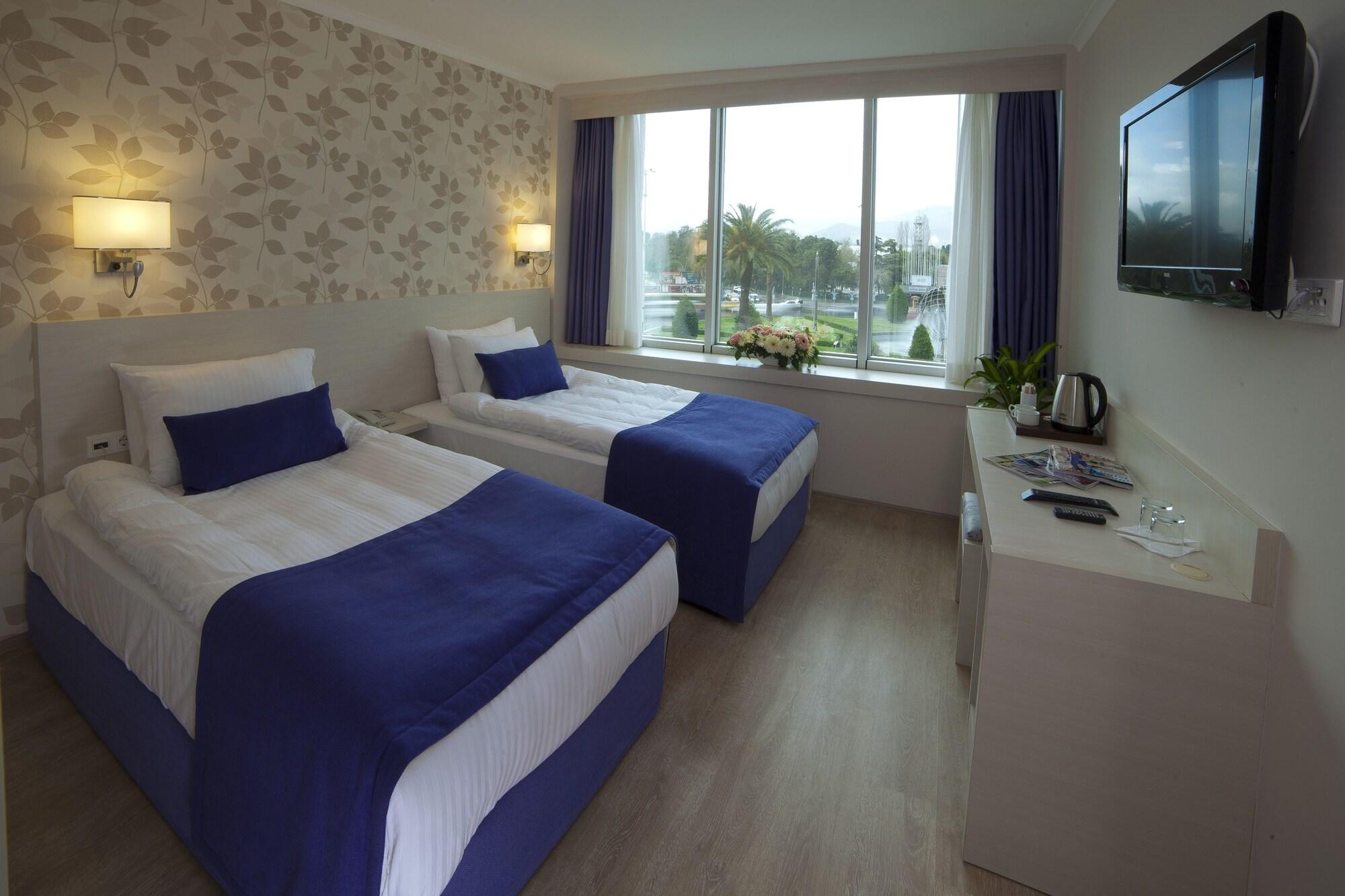 Walk In Hotel Izmir Exterior photo