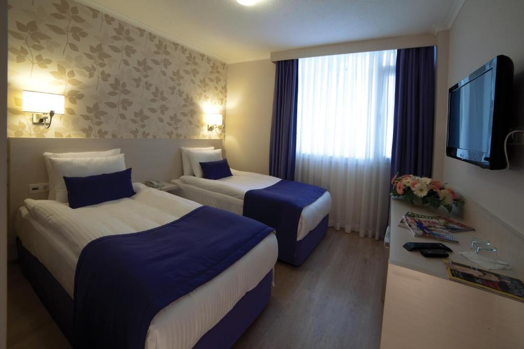 Walk In Hotel Izmir Room photo